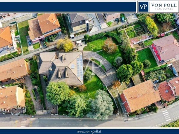 intera palazzina in vendita a Bollate in zona Cassina Nuova