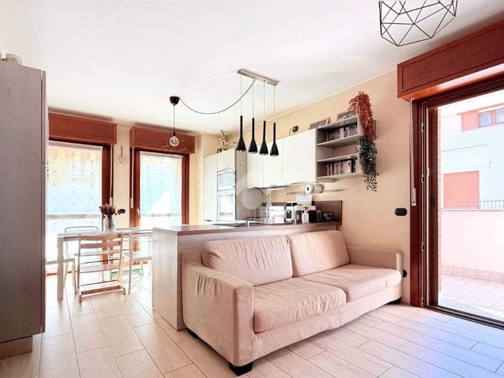 appartamento in vendita a Bollate