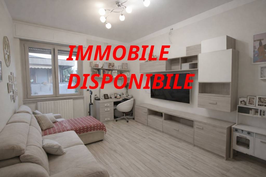 appartamento in vendita a Bollate in zona Cassina Nuova