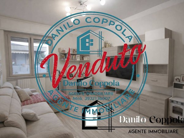 appartamento in vendita a Bollate in zona Cassina Nuova