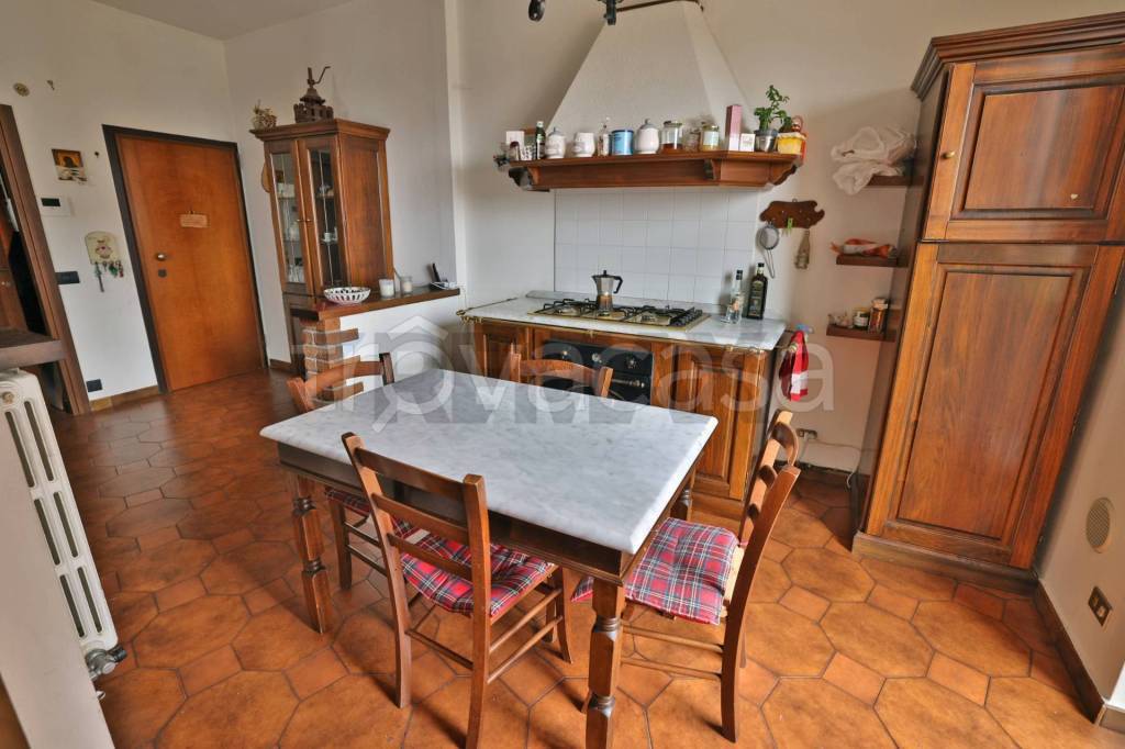 appartamento in vendita a Bollate in zona Ospiate