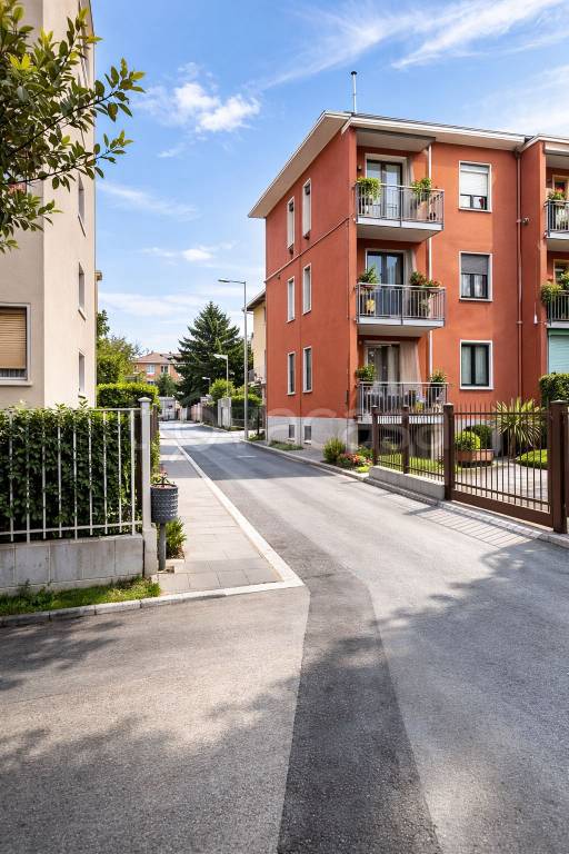 appartamento in vendita a Bollate