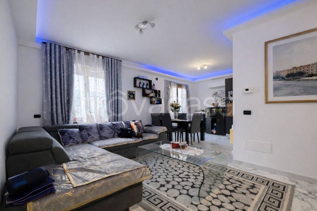 appartamento in vendita a Bollate