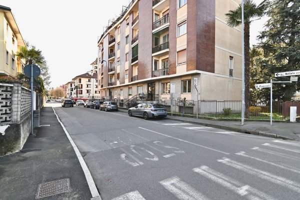 appartamento in vendita a Bollate