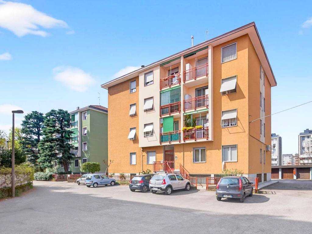 appartamento in vendita a Bollate
