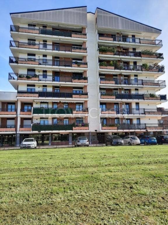 appartamento in vendita a Bollate