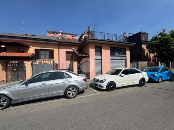 casa indipendente in vendita a Bollate