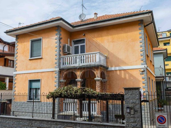 appartamento in vendita a Bollate