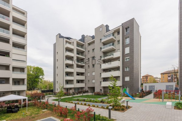 appartamento in vendita a Bollate