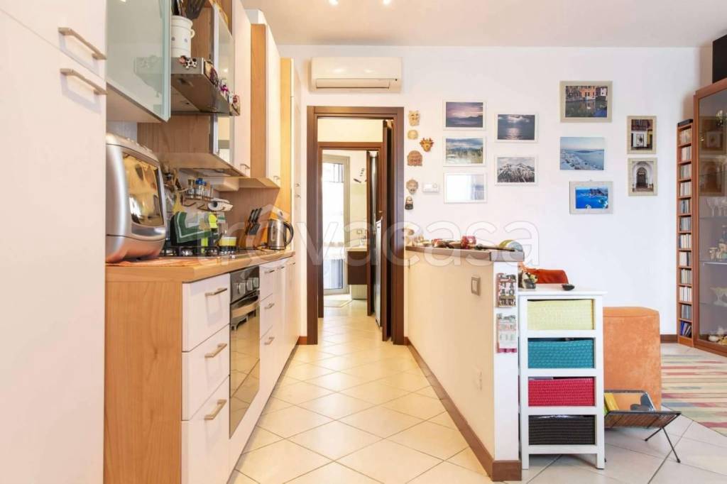appartamento in vendita a Bollate