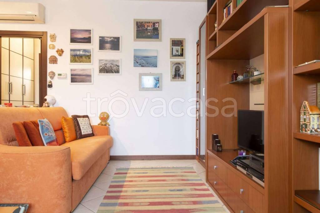 appartamento in vendita a Bollate