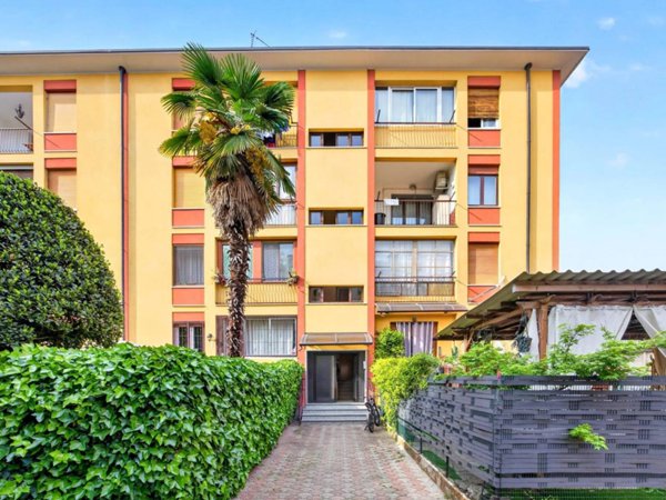 appartamento in vendita a Bollate