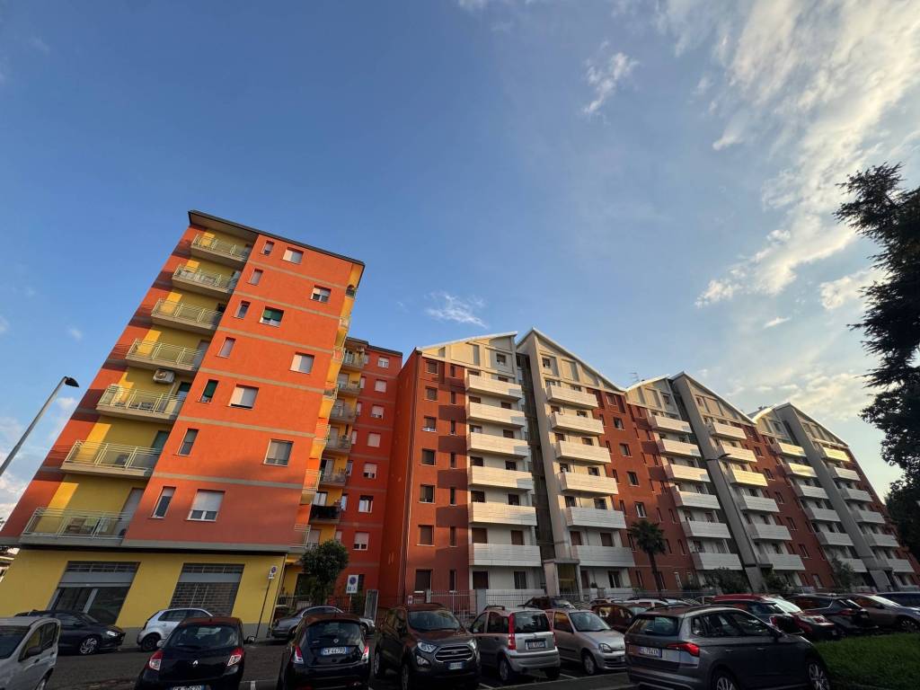 appartamento in vendita a Bollate in zona Ospiate