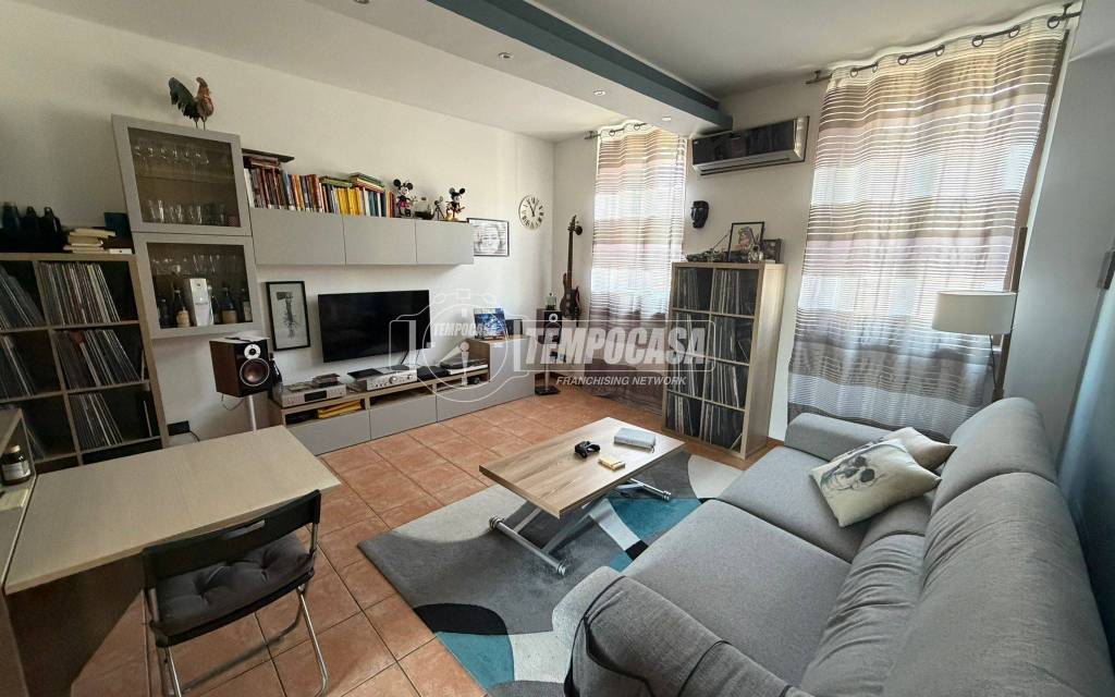 appartamento in vendita a Bollate in zona Ospiate