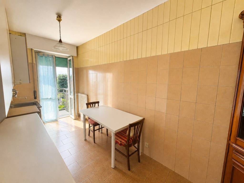 appartamento in vendita a Bollate in zona Cassina Nuova