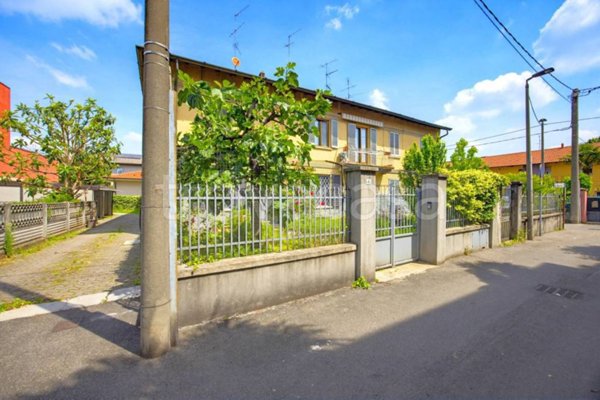 appartamento in vendita a Bollate