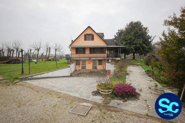 casa indipendente in vendita a Bollate