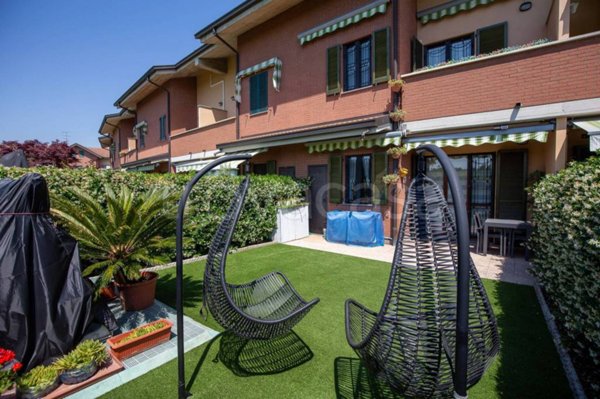casa indipendente in vendita a Bollate