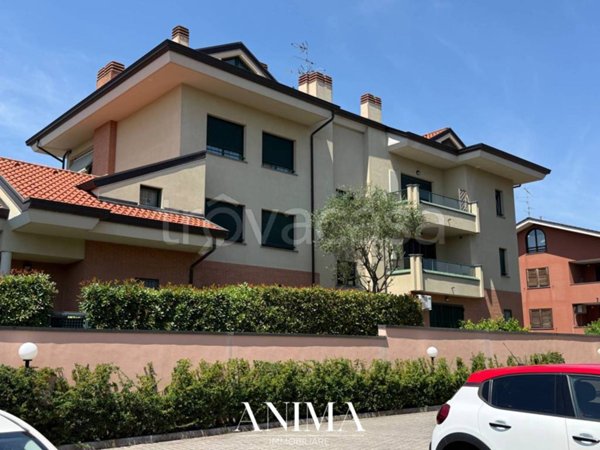 appartamento in vendita a Bollate