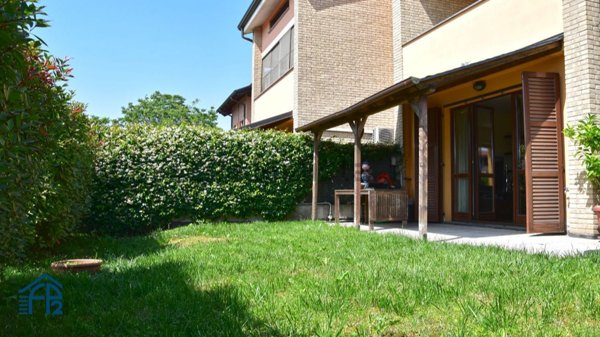 appartamento in vendita a Bollate in zona Cassina Nuova