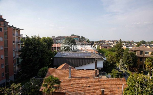 appartamento in vendita a Bollate in zona Ospiate