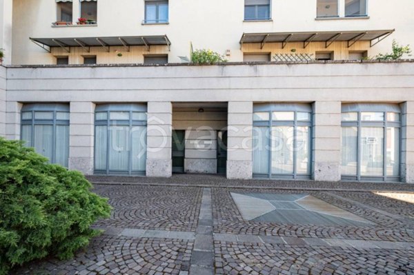 ufficio in vendita a Bollate in zona Ospiate