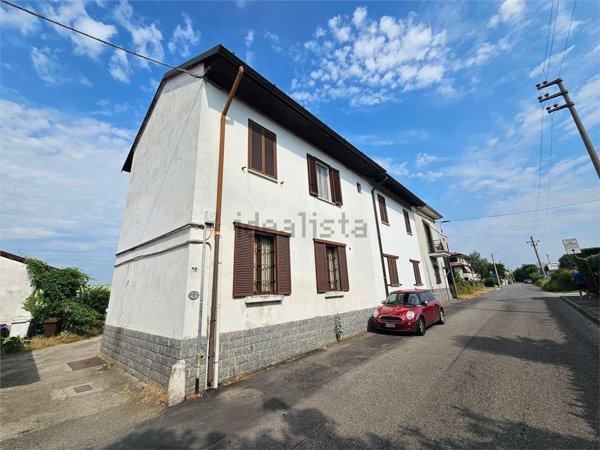 appartamento in vendita a Bollate in zona Cassina Nuova