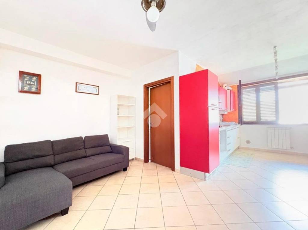 appartamento in vendita a Bollate in zona Ospiate