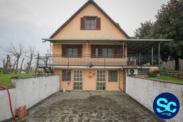 casa indipendente in vendita a Bollate