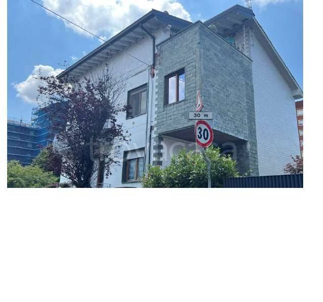 appartamento in vendita a Bollate