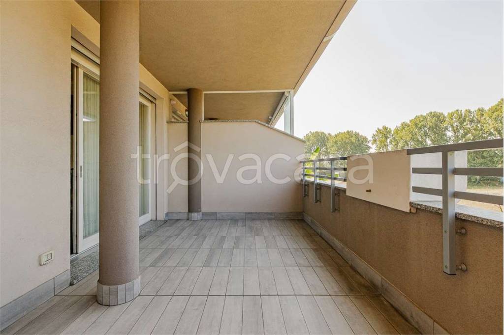 appartamento in vendita a Bollate in zona Cassina Nuova