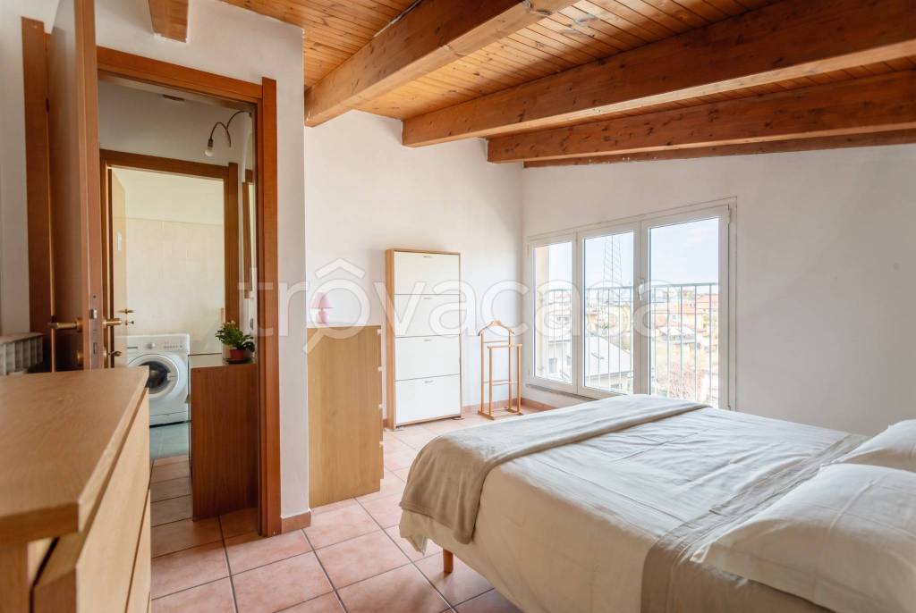 appartamento in vendita a Bollate in zona Cassina Nuova
