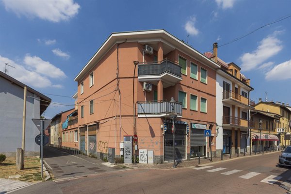 appartamento in vendita a Bollate in zona Cassina Nuova