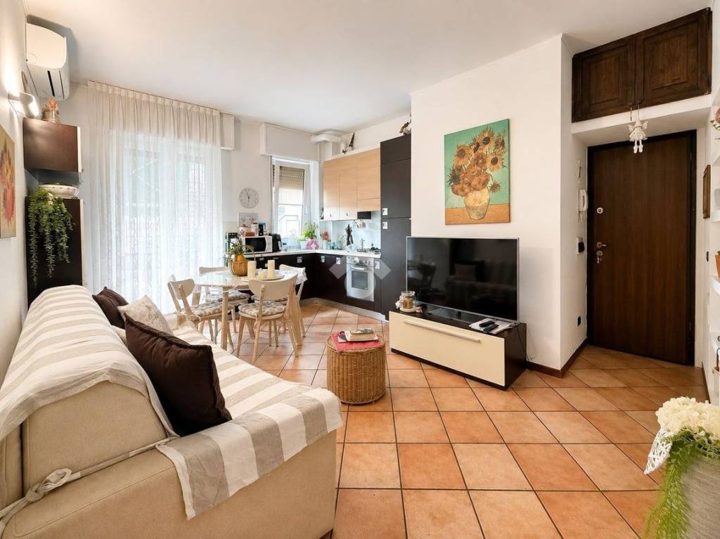 appartamento in vendita a Bollate