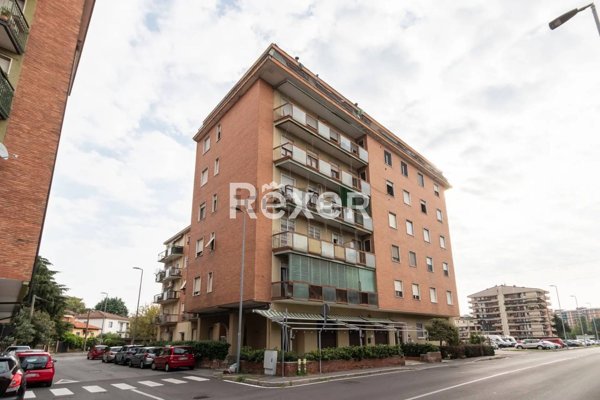 appartamento in vendita a Bollate in zona Ospiate