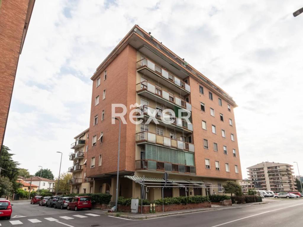 appartamento in vendita a Bollate in zona Ospiate
