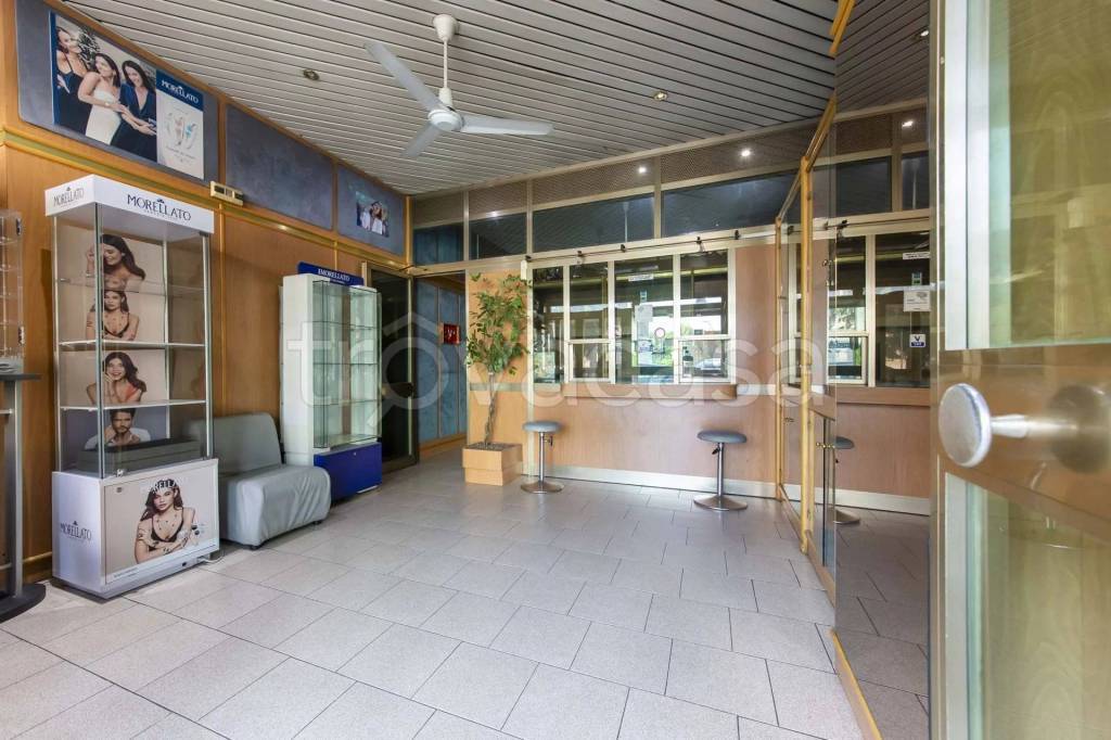 casale in vendita a Bollate