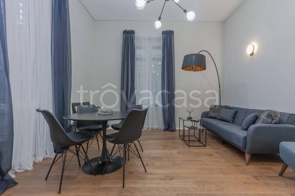 appartamento in vendita a Bollate in zona Cassina Nuova