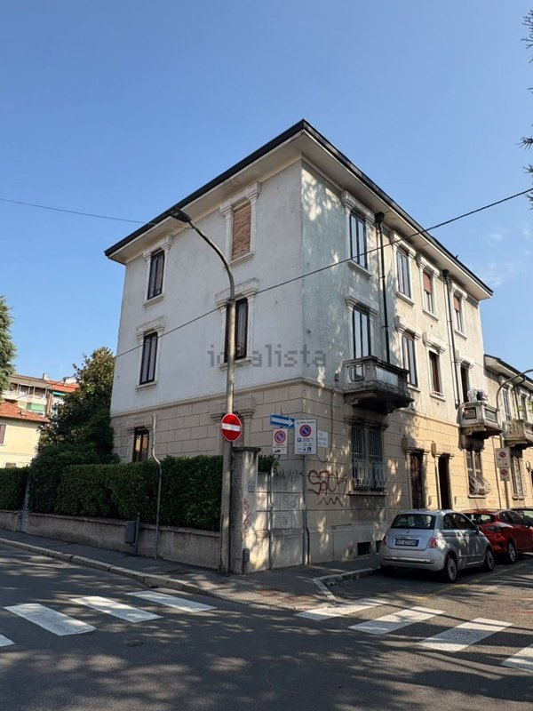 casa indipendente in vendita a Bollate in zona Ospiate