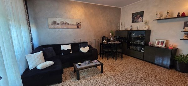appartamento in vendita a Bollate