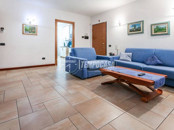 appartamento in vendita a Bollate in zona Ospiate