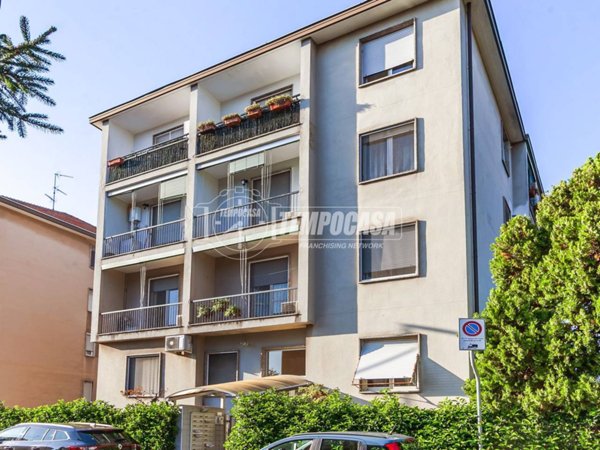 appartamento in vendita a Bollate in zona Ospiate