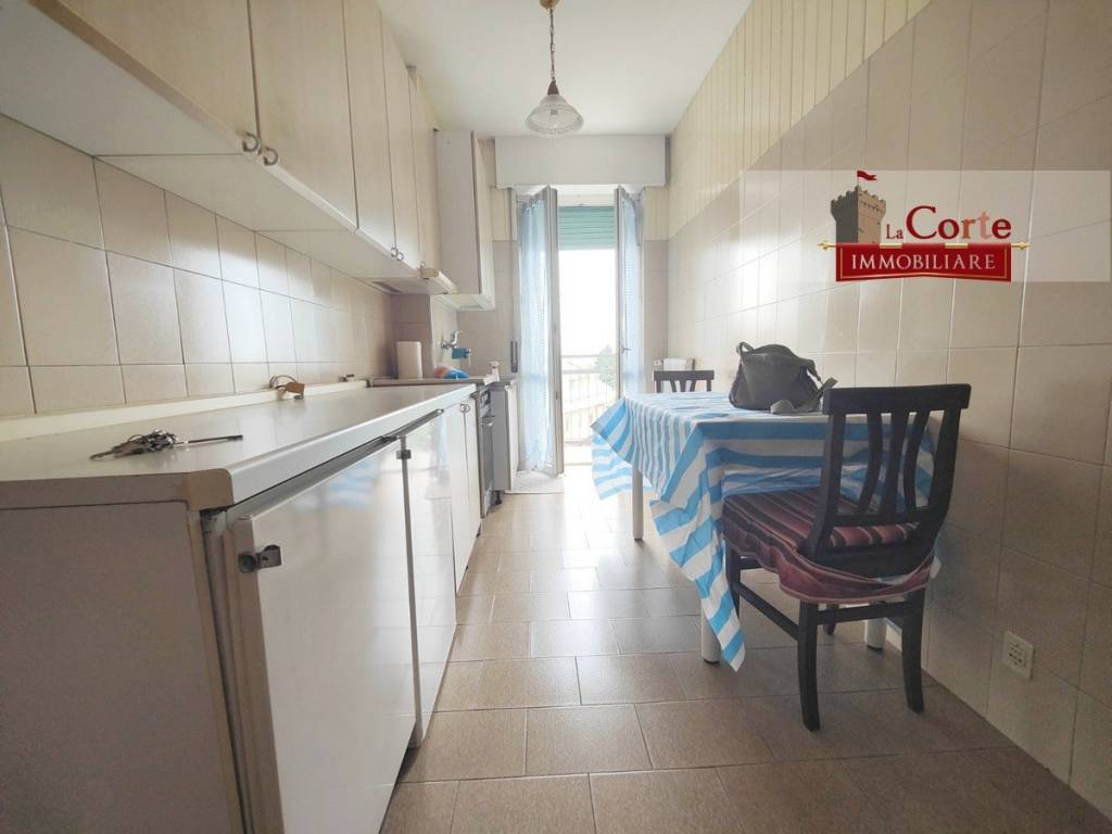 appartamento in vendita a Bollate in zona Cassina Nuova