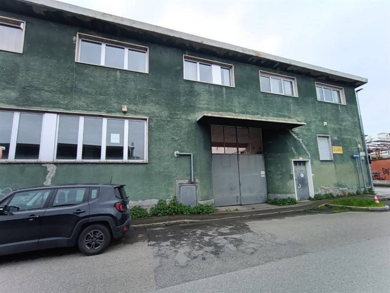 locale commerciale in vendita a Bresso