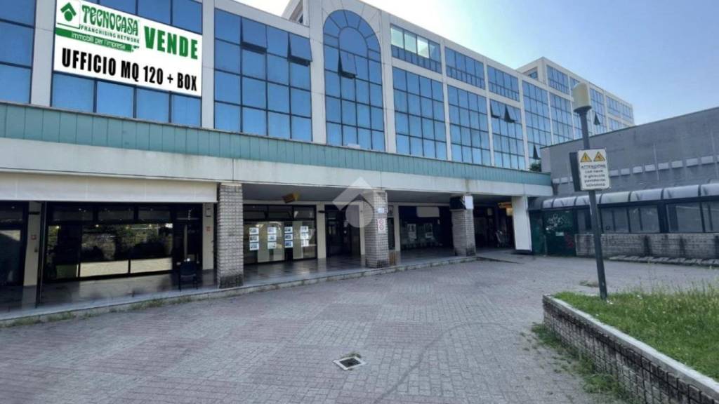 ufficio in vendita a Bresso