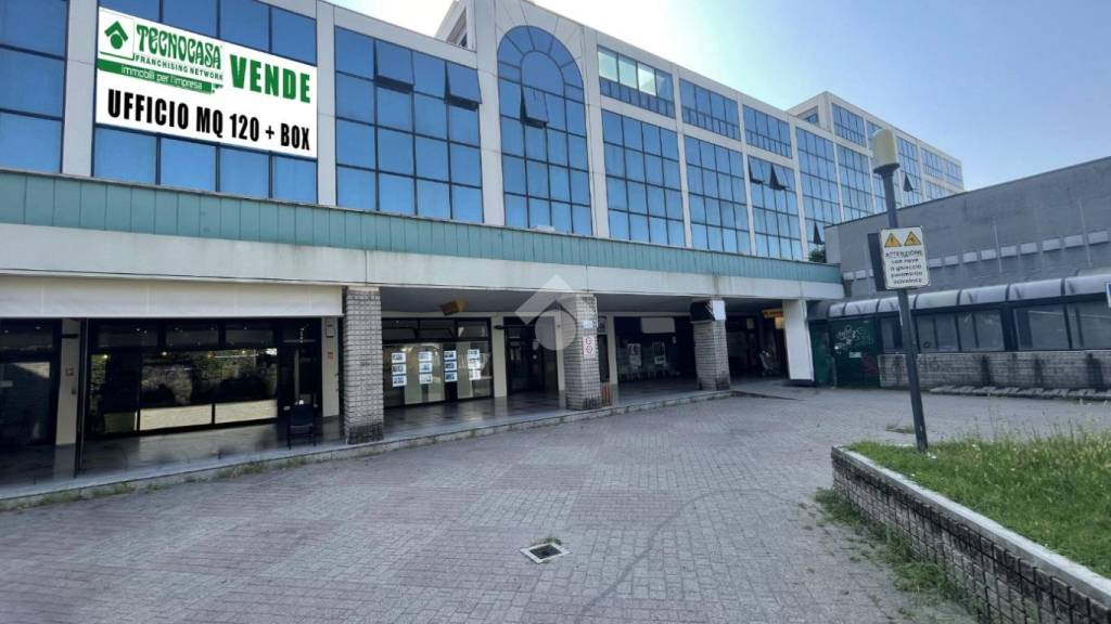 ufficio in vendita a Bresso