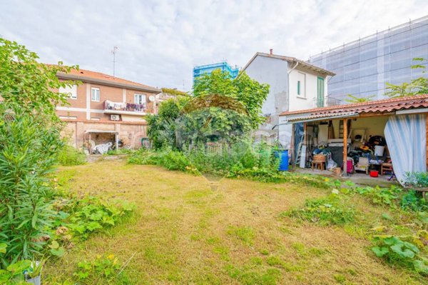 casa indipendente in vendita a Bresso