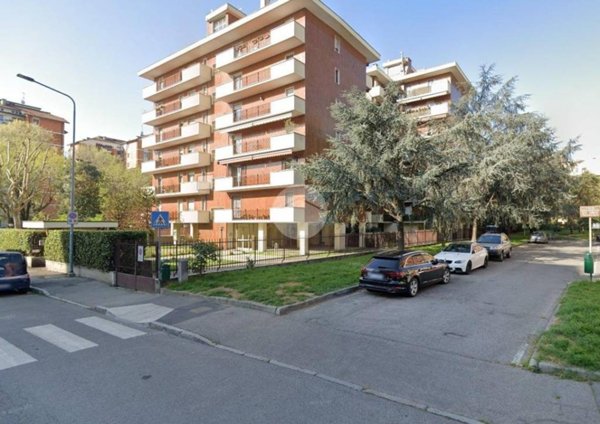 negozio in vendita a Bresso
