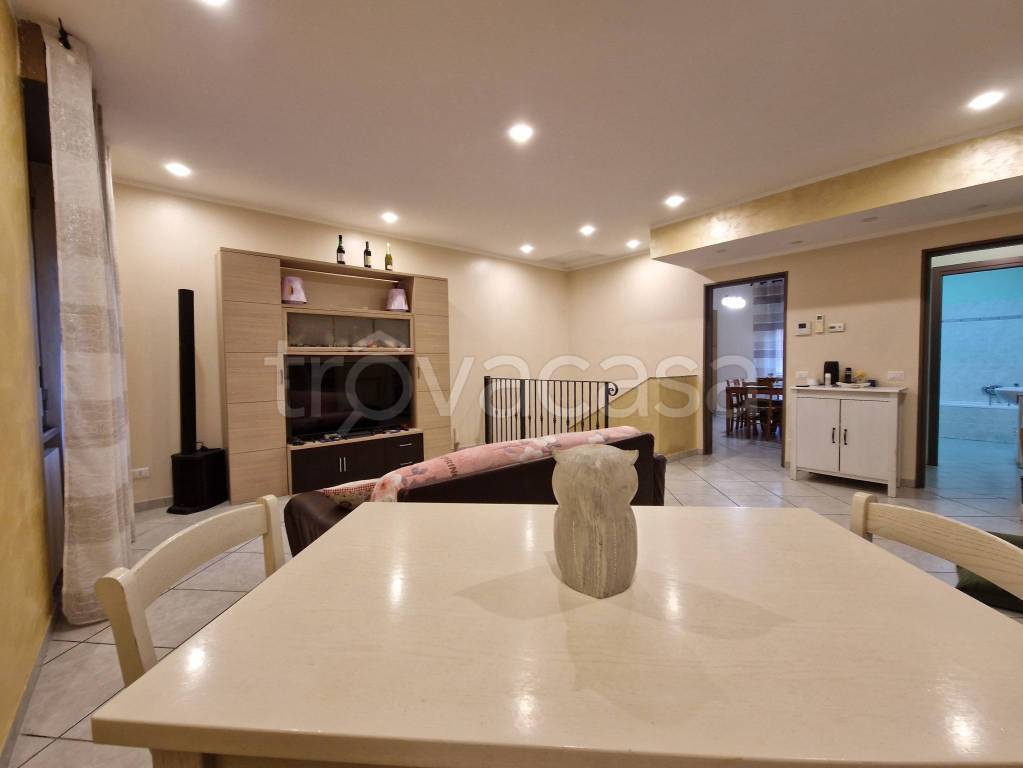 casa indipendente in vendita a Bresso