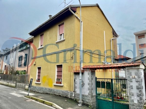 casa indipendente in vendita a Bresso